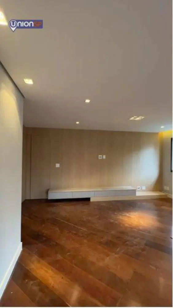 Apartamento, 3 quartos, 189 m² - Foto 2