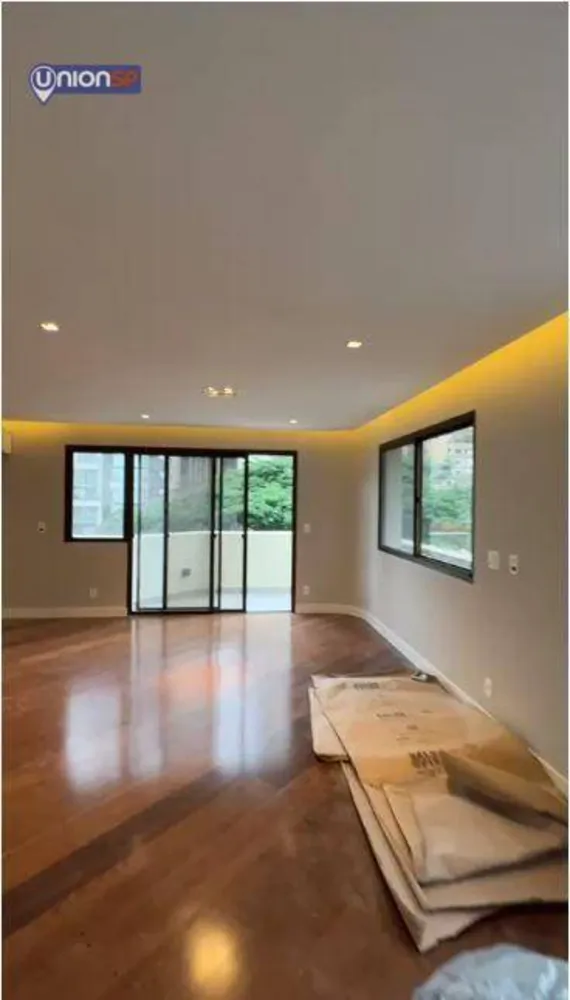 Apartamento, 3 quartos, 189 m² - Foto 1