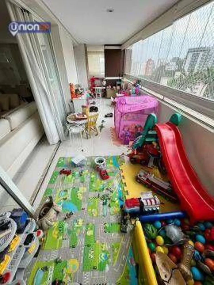 Apartamento, 3 quartos, 265 m² - Foto 4