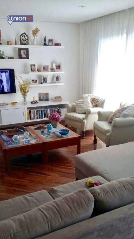 Apartamento, 3 quartos, 132 m² - Foto 1