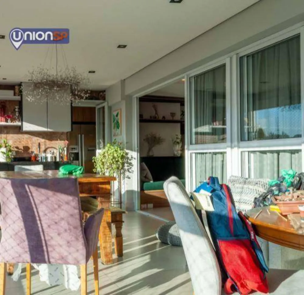 Apartamento, 3 quartos, 162 m² - Foto 1