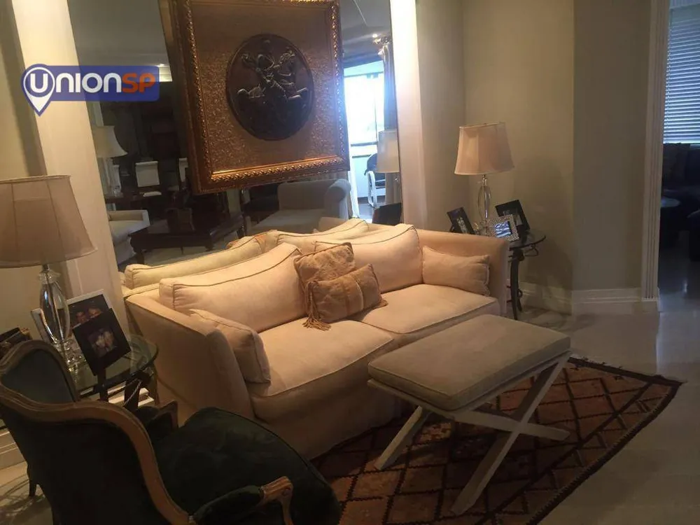 Apartamento, 4 quartos, 227 m² - Foto 1