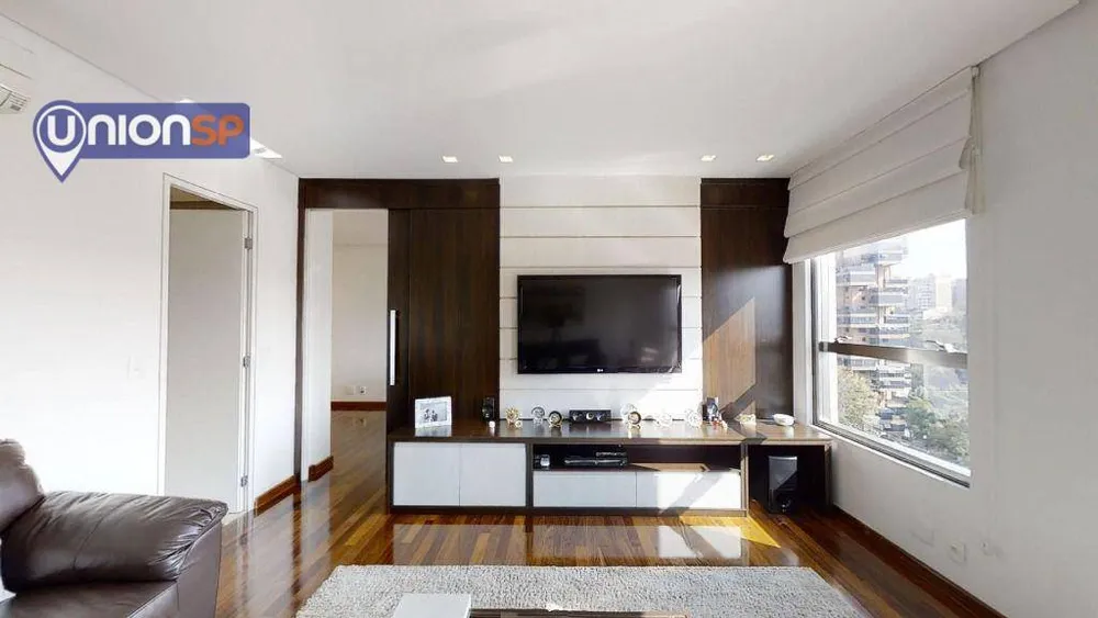 Apartamento, 3 quartos, 140 m² - Foto 2