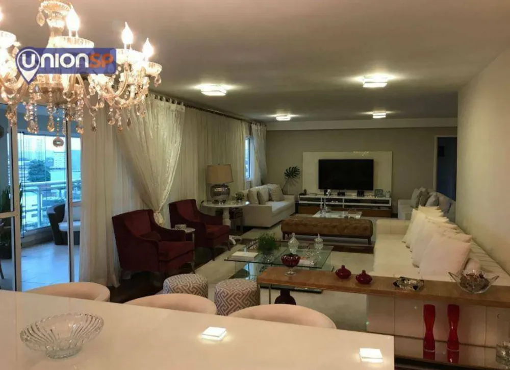 Apartamento, 4 quartos, 210 m² - Foto 1