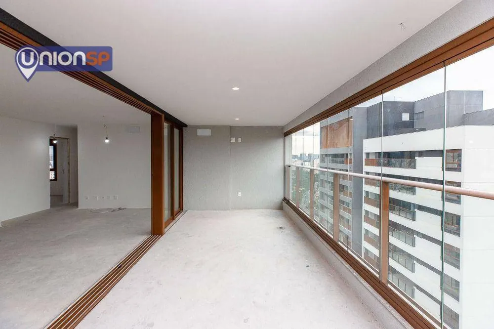 Apartamento, 3 quartos, 147 m² - Foto 2