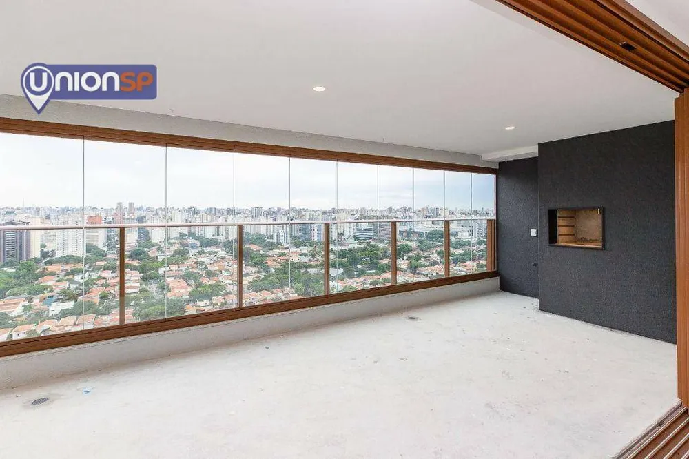 Apartamento, 3 quartos, 147 m² - Foto 1