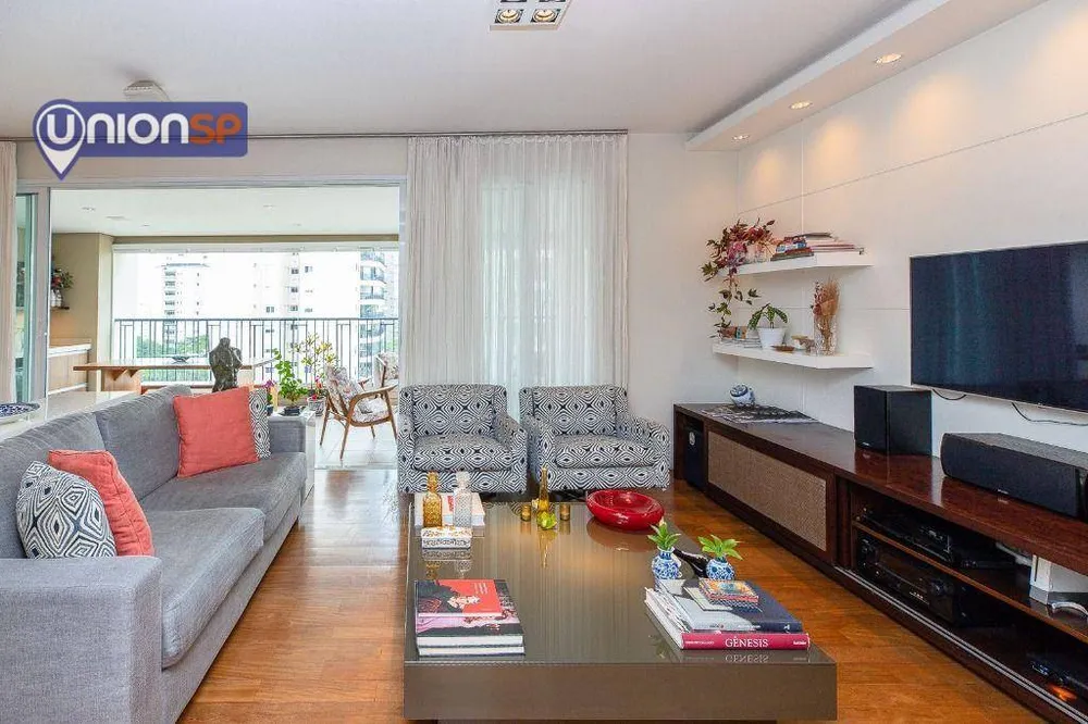 Apartamento, 4 quartos, 223 m² - Foto 2