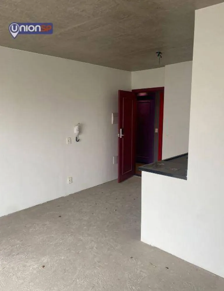 Apartamento, 1 quarto, 29 m² - Foto 2