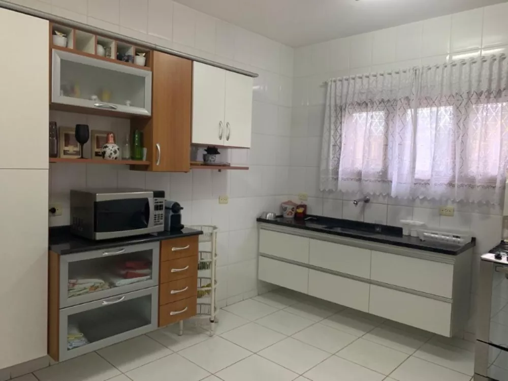 Chácara à venda com 5 quartos, 2500m² - Foto 2