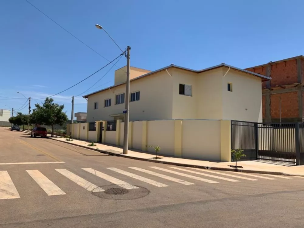 Apartamento à venda com 3 quartos, 85m² - Foto 1