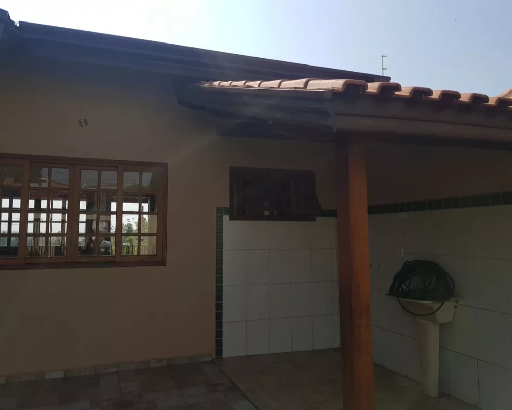 Casa à venda com 2 quartos, 250m² - Foto 3