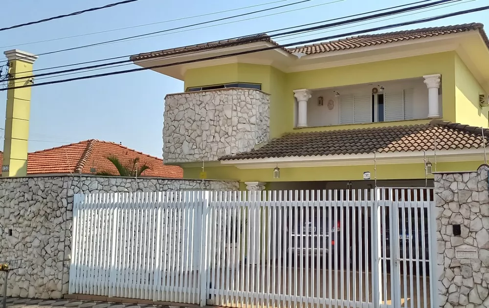 Prédio Inteiro à venda com 4 quartos, 330m² - Foto 1