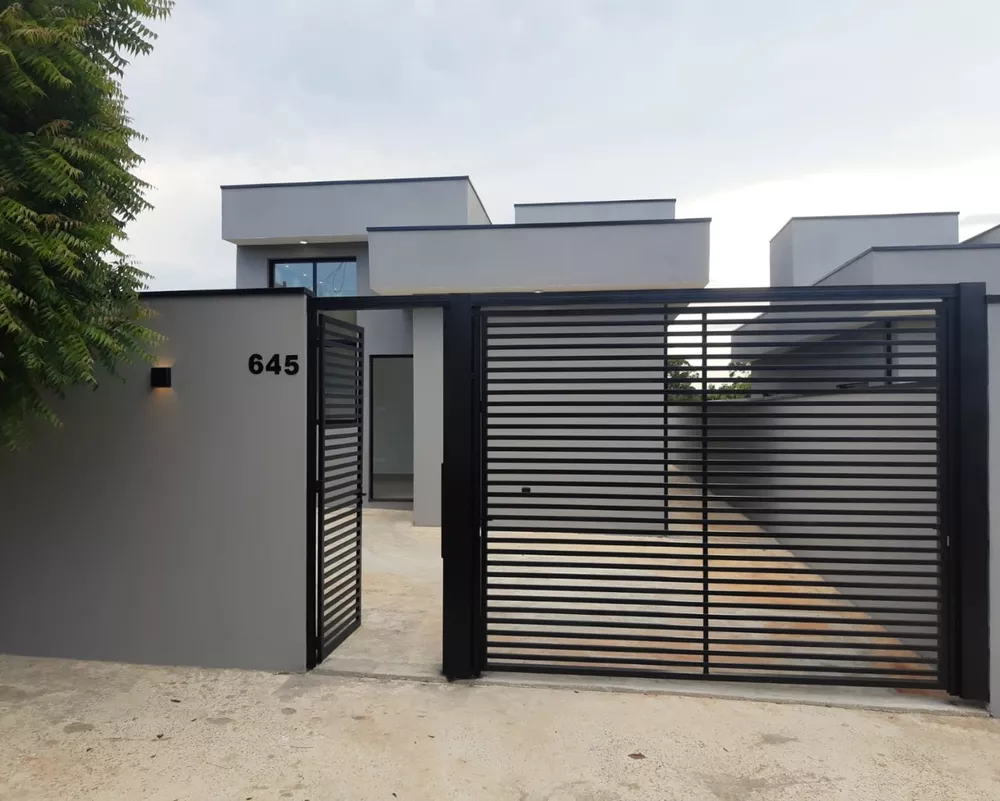 Casa à venda com 2 quartos, 73m² - Foto 1