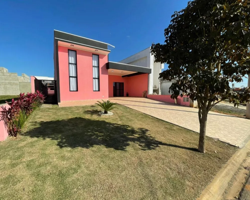 Casa à venda com 3 quartos, 420m² - Foto 1