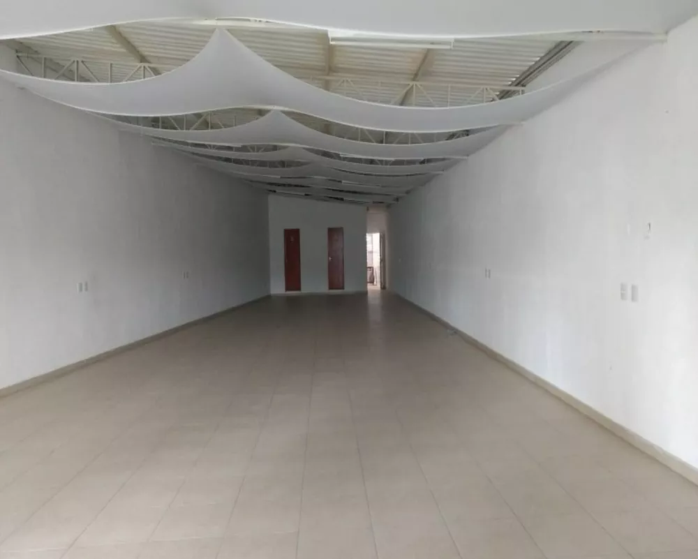 Depósito-Galpão-Armazém à venda, 640m² - Foto 2