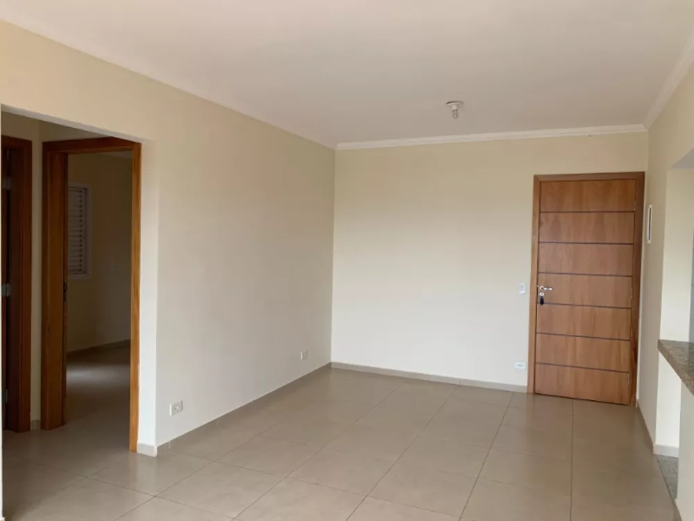 Apartamento à venda com 2 quartos, 61m² - Foto 4