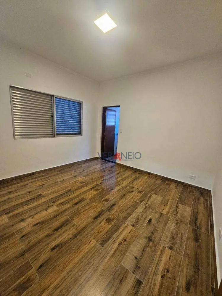 Casa, 4 quartos, 190 m² - Foto 2