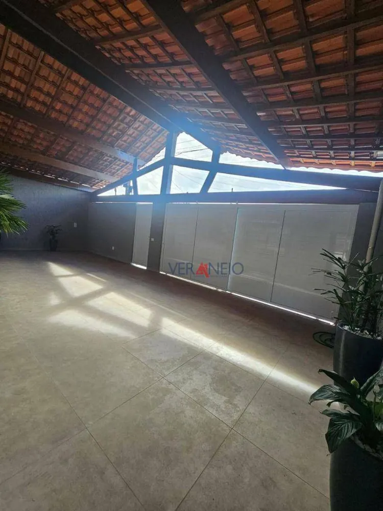 Casa, 4 quartos, 190 m² - Foto 1