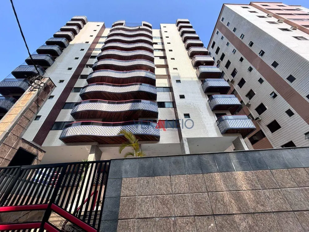 Apartamento, 3 quartos, 250 m² - Foto 1