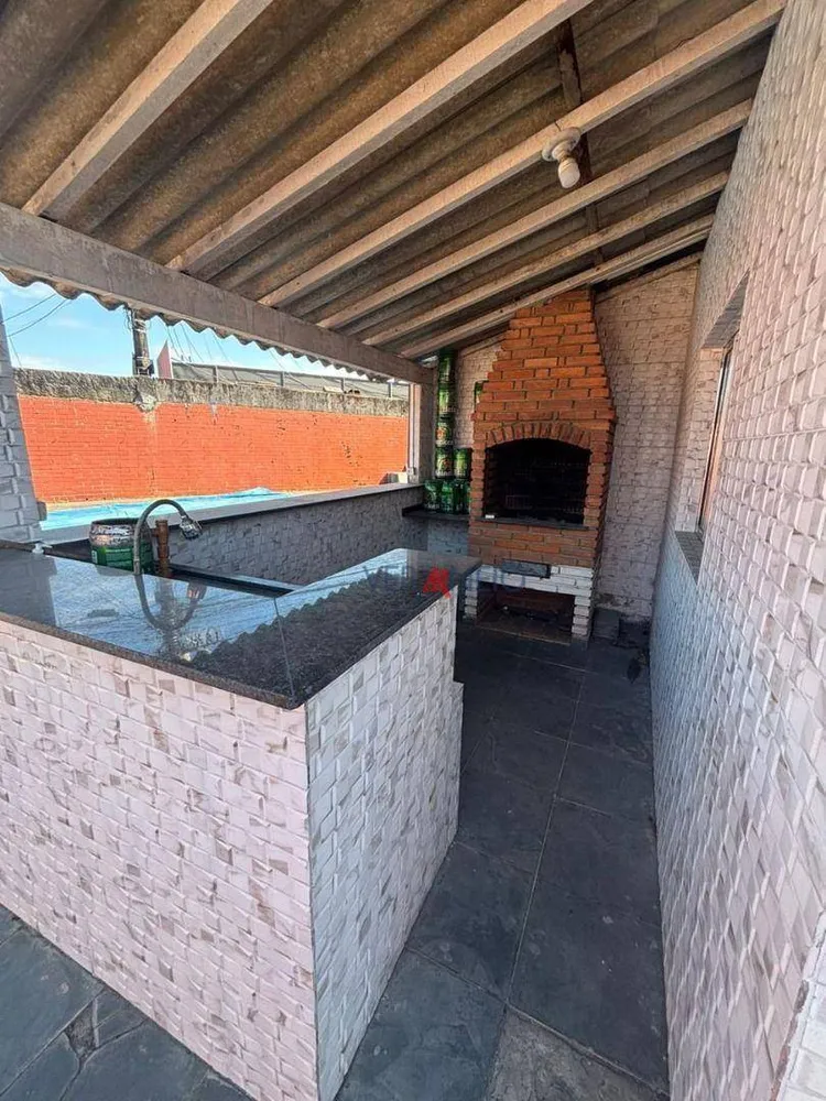 Casa, 2 quartos, 308 m² - Foto 1
