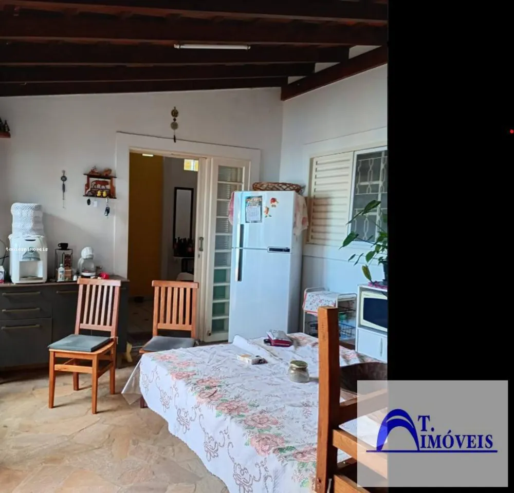 Casa, 3 quartos, 250 m² - Foto 4