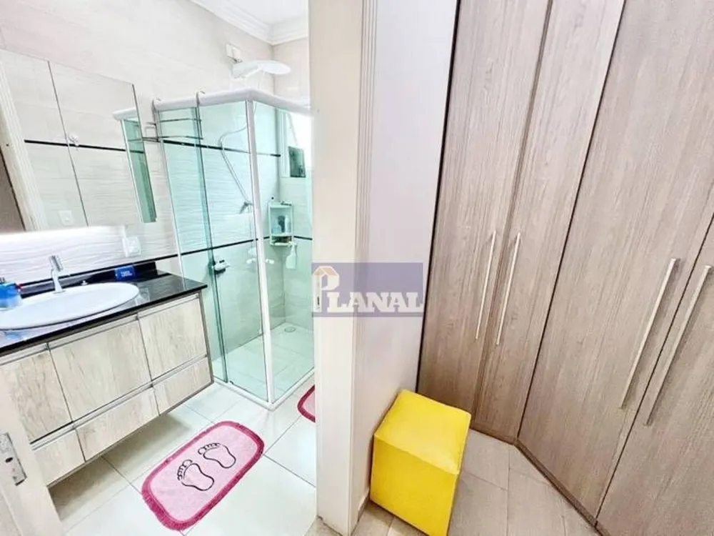 Sobrado, 3 quartos, 382 m² - Foto 10