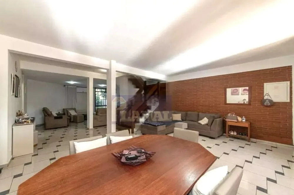 Sobrado, 4 quartos, 252 m² - Foto 4