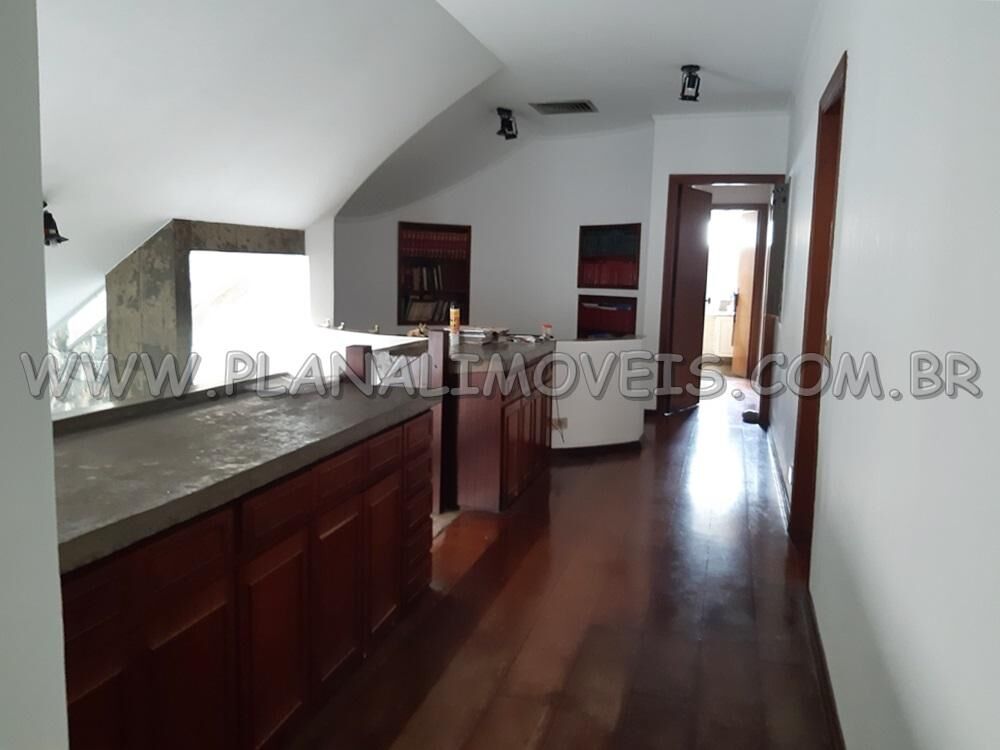 Sobrado, 4 quartos, 387 m² - Foto 1