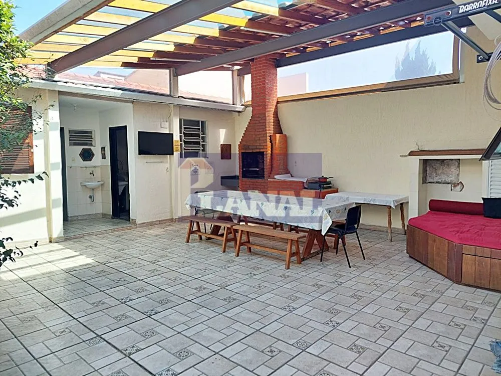 Sobrado, 3 quartos, 190 m² - Foto 1