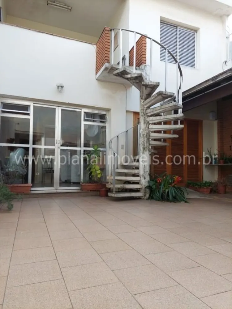 Sobrado, 3 quartos, 295 m² - Foto 1