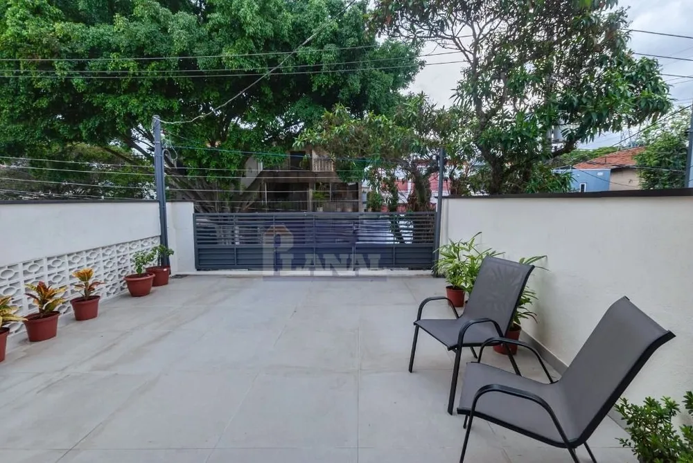 Sobrado, 4 quartos, 220 m² - Foto 1