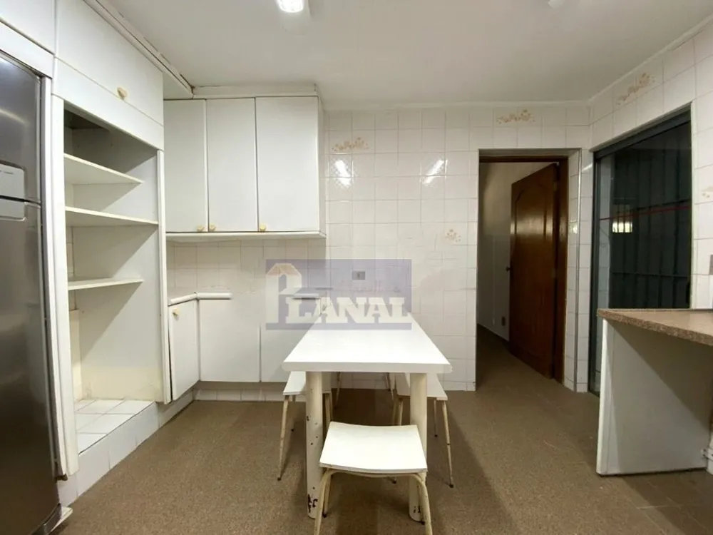 Casa, 3 quartos, 380 m² - Foto 11