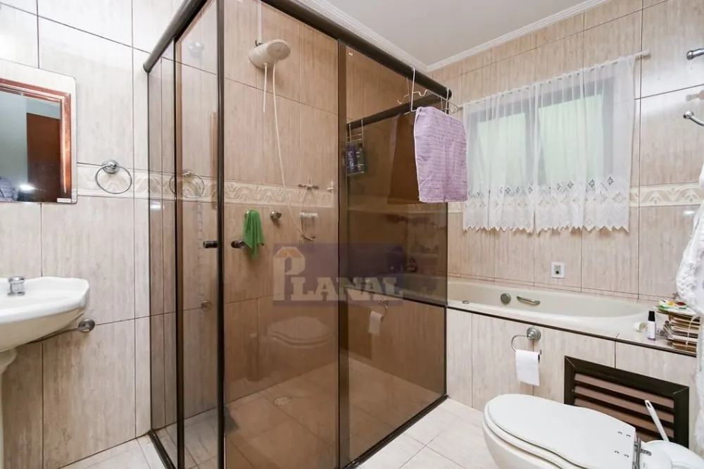 Sobrado, 4 quartos, 332 m² - Foto 1