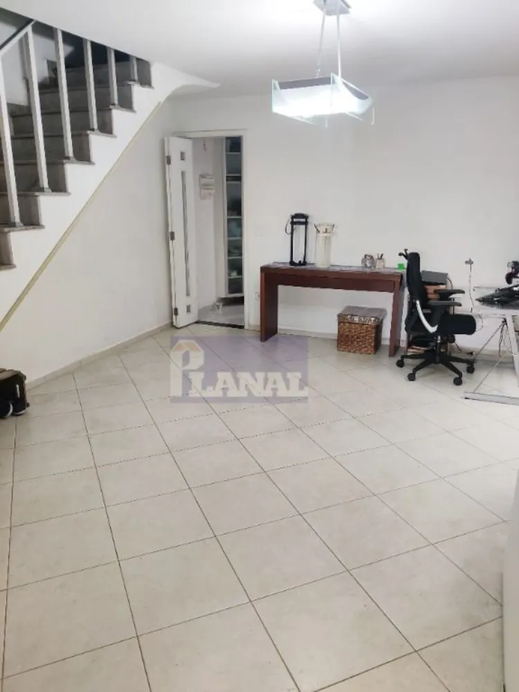 Sobrado, 3 quartos, 200 m² - Foto 2