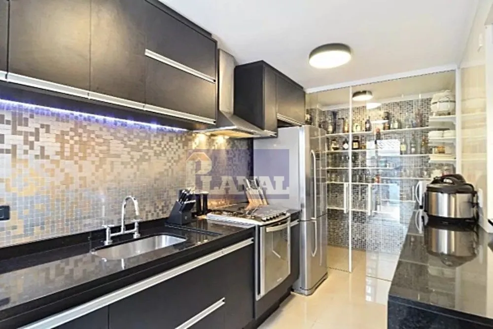 Sobrado, 2 quartos, 207 m² - Foto 1