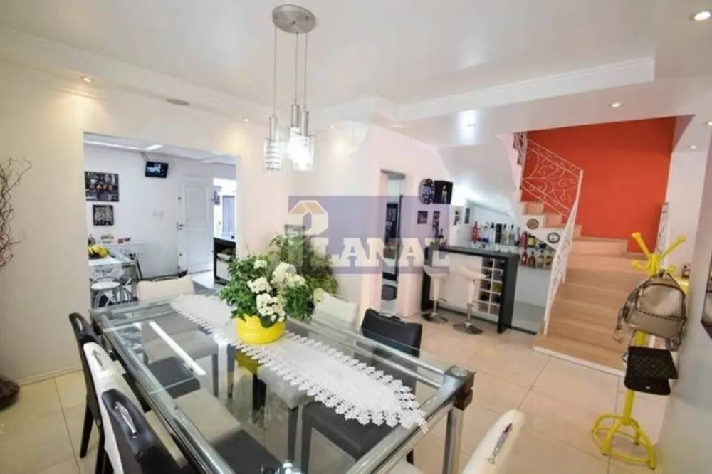 Sobrado, 4 quartos, 277 m² - Foto 1
