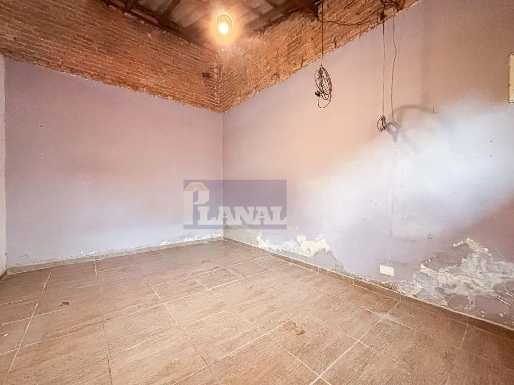 Casa, 2 quartos, 168 m² - Foto 1