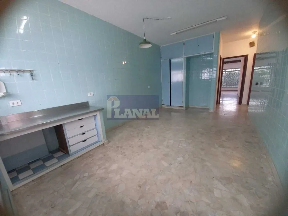 Casa, 3 quartos, 240 m² - Foto 4