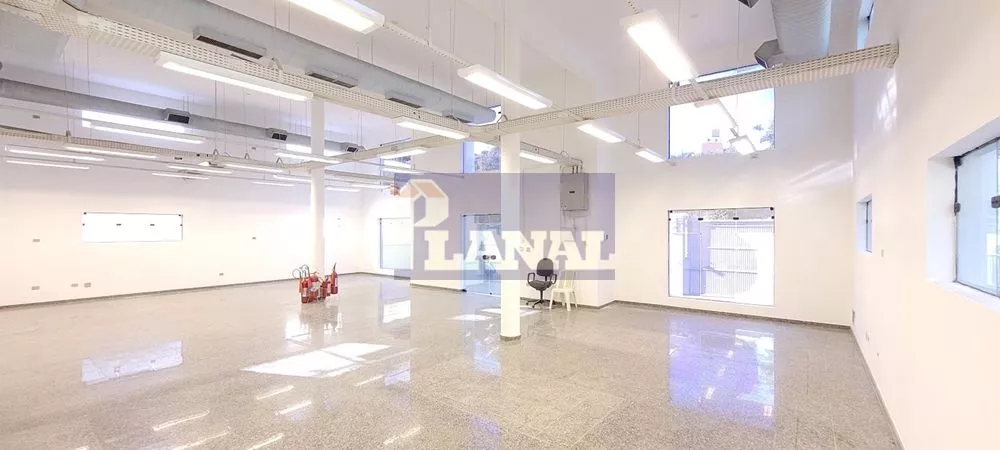 Prédio Inteiro para alugar, 565m² - Foto 1