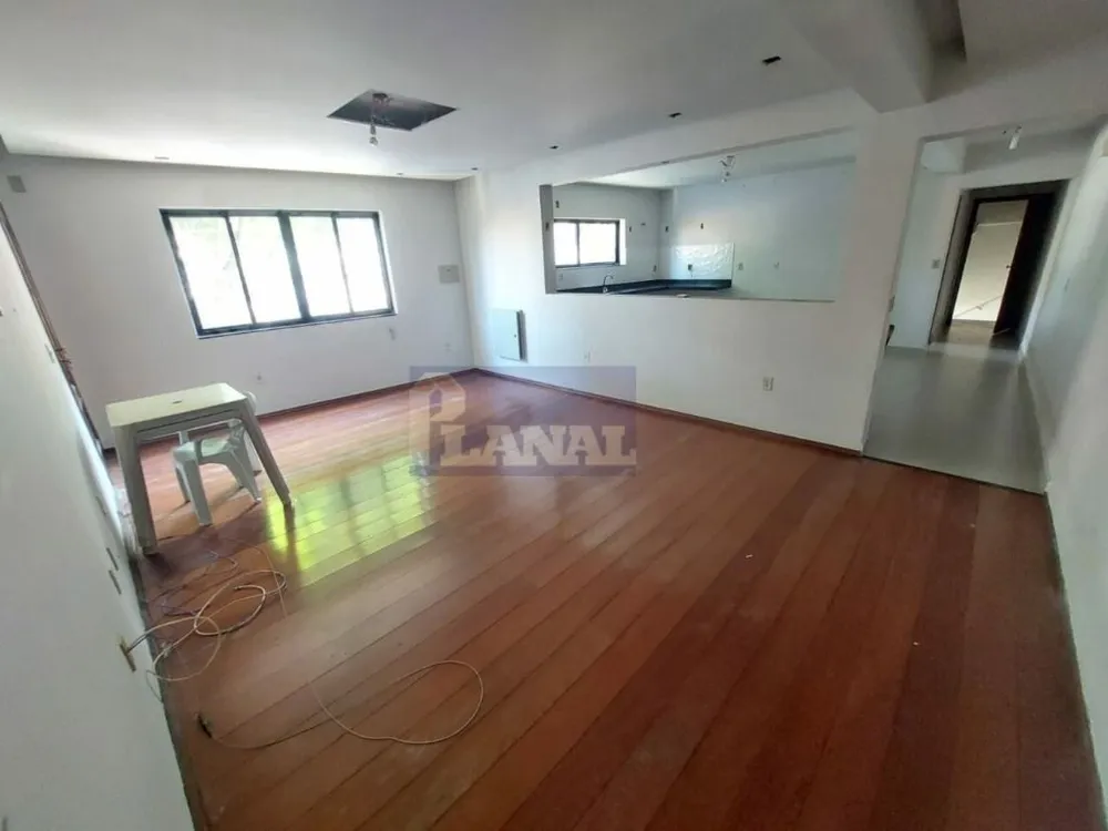Sobrado, 5 quartos, 600 m² - Foto 1