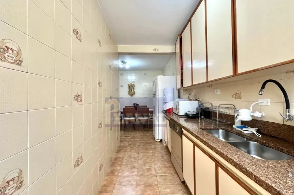 Sobrado, 3 quartos, 196 m² - Foto 1