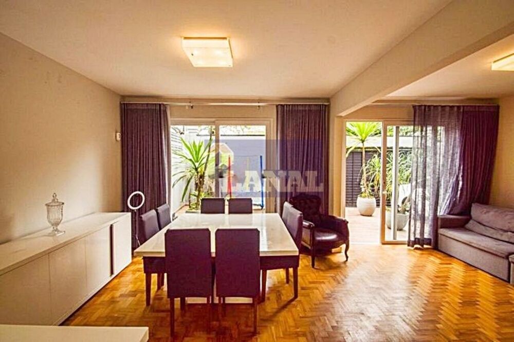 Sobrado, 3 quartos, 280 m² - Foto 1