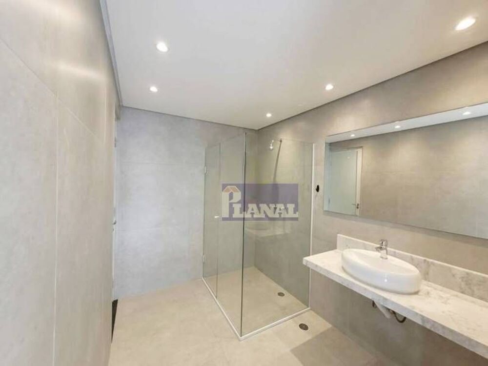 Apartamento, 4 quartos, 210 m² - Foto 1