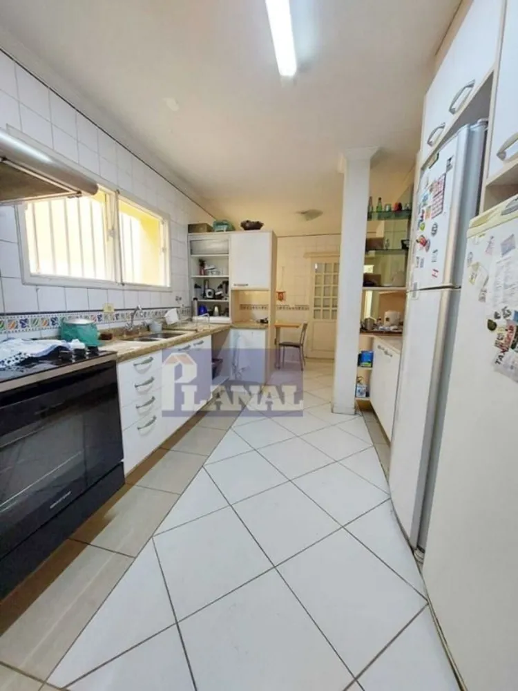 Sobrado, 4 quartos, 396 m² - Foto 4
