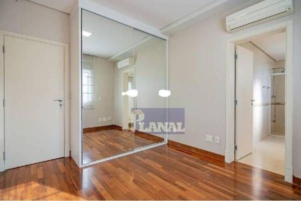 Apartamento à venda com 3 quartos, 217m² - Foto 6