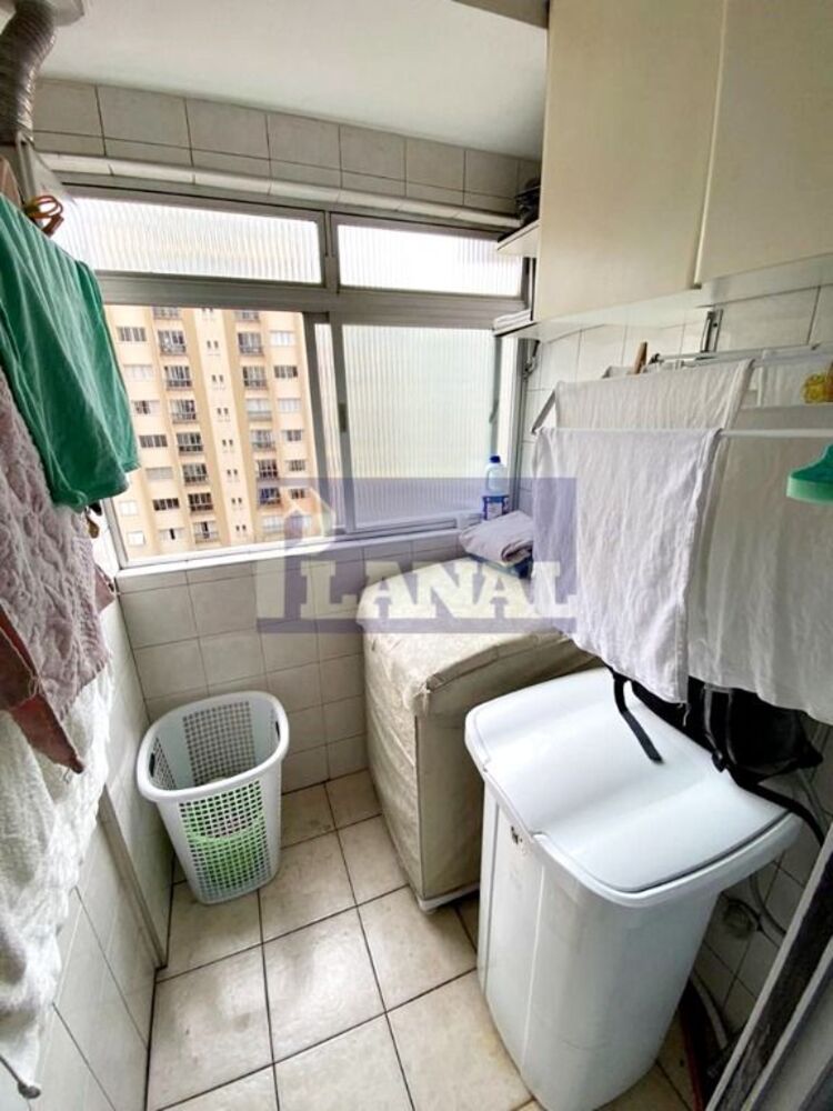 Apartamento à venda com 3 quartos, 121m² - Foto 3