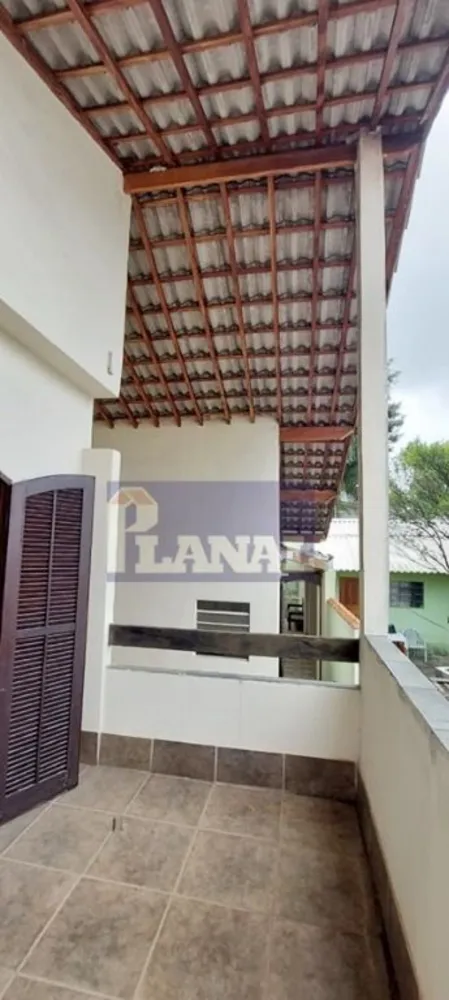 Casa, 6 quartos, 174 m² - Foto 4