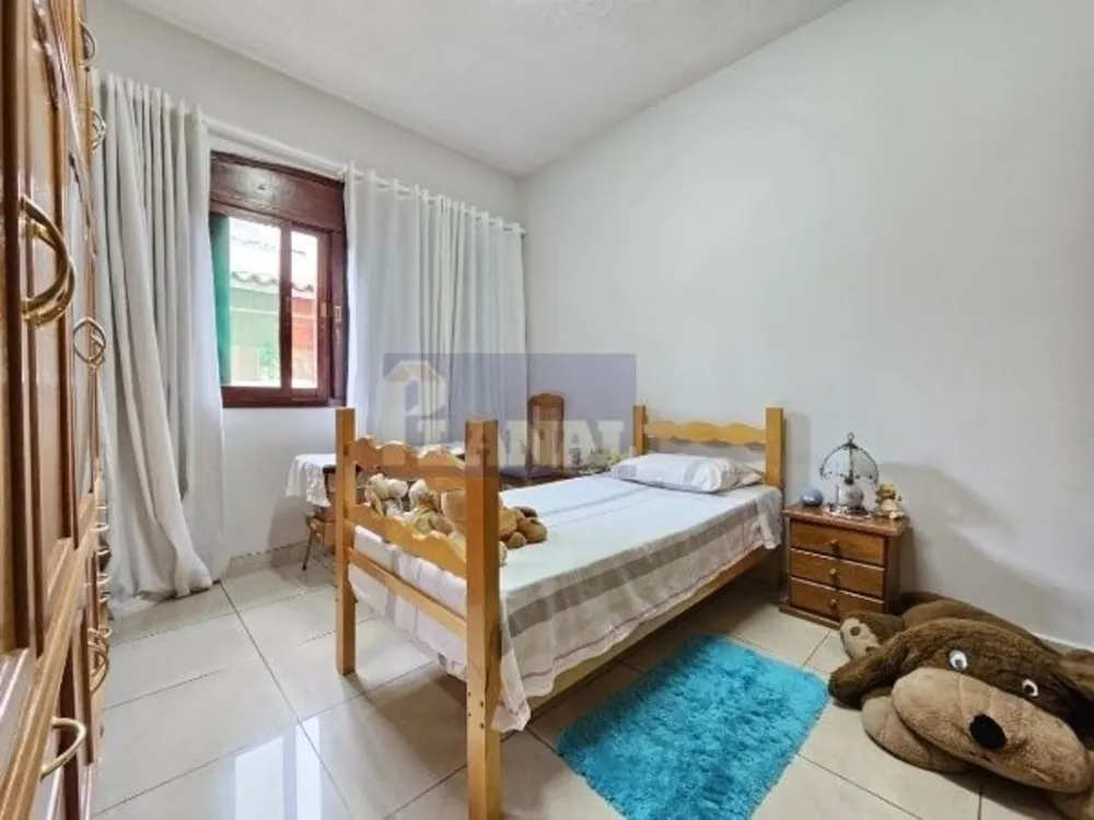 Casa, 5 quartos, 195 m² - Foto 4