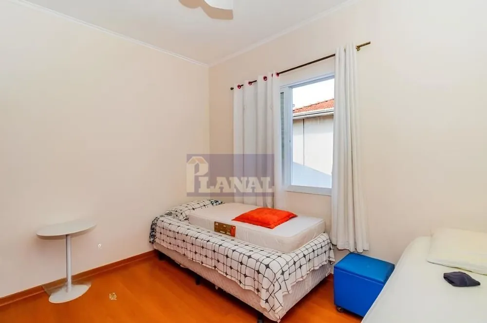 Sobrado, 4 quartos, 223 m² - Foto 2