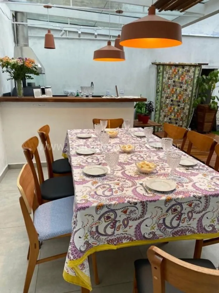 Sobrado, 3 quartos, 240 m² - Foto 1